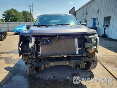 Piąte zdjęcie samochodu w środku: 2025 FORD F150 LARIAT VIN:1FTFW5L5XSKE76048 - miniatura