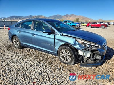 Czwarte zdjęcie samochodu z boku: 2015 HYUNDAI SONATA SE VIN:5NPE24AFXFH258869 - miniatura