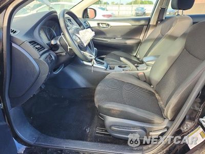 Zdjęcie 7 z 12 samochodu: 2019 NISSAN SENTRA S VIN:3N1AB7AP4KY404045 - miniatura