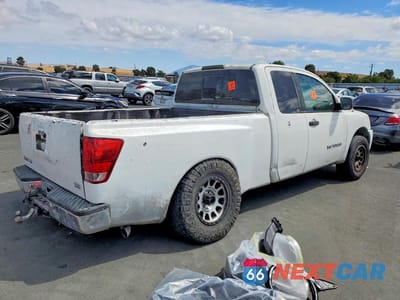 Trzecie zdjęcie samochodu z tyłu: 2005 NISSAN TITAN XE VIN:1N6AA06A85N554945 - miniatura