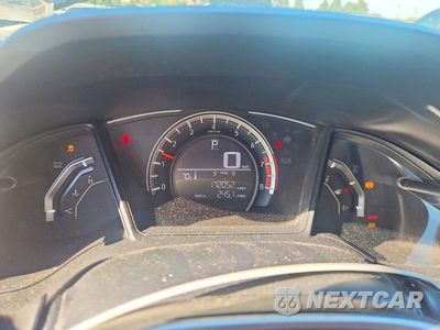 Zdjęcie 9 z 12 samochodu: 2018 HONDA CIVIC LX VIN:19XFC2F53JE020641 - miniatura