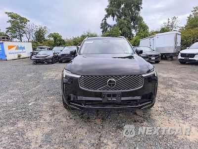 Piąte zdjęcie samochodu w środku: 2026 VOLVO XC90 ULTRA VIN:YV4062PF0T1460842 - miniatura