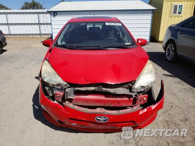 Piąte zdjęcie samochodu w środku: 2012 TOYOTA PRIUS C FOUR VIN:JTDKDTB35C1024122 - miniatura