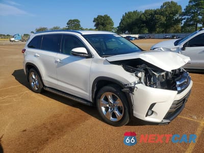 Czwarte zdjęcie samochodu z boku: 2017 TOYOTA HIGHLANDER LIMITED VIN:5TDYZRFH4HS212368 - miniatura