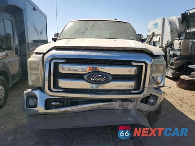 Piąte zdjęcie samochodu w środku: 2014 FORD F350 SUPER DUTY VIN:1FT8W3BT4EEA67026 - miniatura