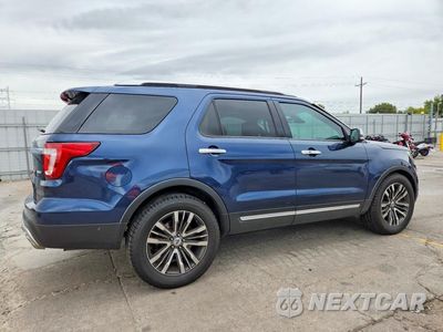 Trzecie zdjęcie samochodu z tyłu: 2016 FORD EXPLORER PLATINUM VIN:1FM5K8HT9GGB95476 - miniatura
