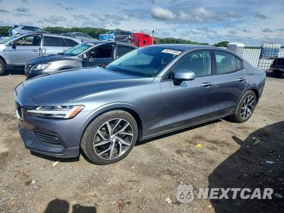 2020 VOLVO S60 T5 MOMENTUM 7JR102FK9LG067833 - główne zdjęcie licytacji z USA - miniatura
