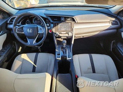 Zdjęcie 8 z 12 samochodu: 2017 HONDA CIVIC EX VIN:2HGFC2F76HH522528 - miniatura