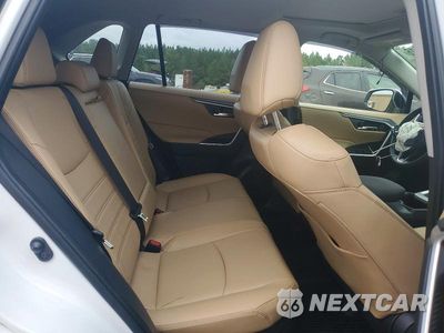 Zdjęcie 10 z 12 samochodu: 2023 TOYOTA RAV4 XLE PREMIUM VIN:JTMB6RFV3PD101728 - miniatura