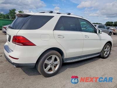 Trzecie zdjęcie samochodu z tyłu: 2017 MERCEDES-BENZ GLE 350 VIN:4JGDA5JB0HA991441 - miniatura