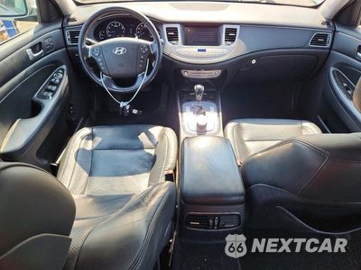 Zdjęcie 8 z 12 samochodu: 2012 HYUNDAI GENESIS 3.8L VIN:KMHGC4DD0CU161502 - miniatura