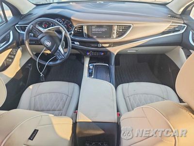 Zdjęcie 8 z 12 samochodu: 2023 BUICK ENCLAVE AVENIR VIN:5GAERDKW9PJ138758 - miniatura