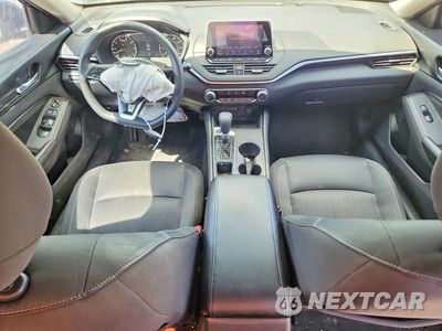Zdjęcie 8 z 12 samochodu: 2019 NISSAN ALTIMA S VIN:1N4BL4BV9KC118121 - miniatura