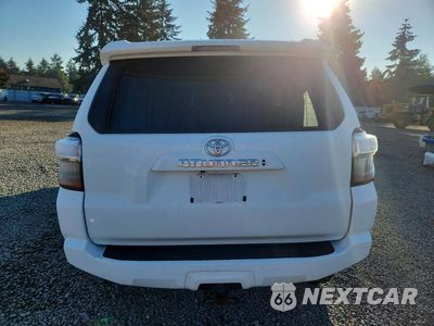 Zdjęcie 6 z 13 samochodu: 2020 TOYOTA 4RUNNER SR5 PREMIUM VIN:JTEBU5JR4L5774410 - miniatura