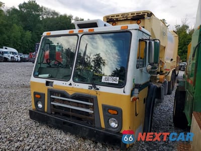 2013 MACK LEU613 REFUSE TRUCK 1M2AU02C5DM007505 - główne zdjęcie licytacji z USA - miniatura