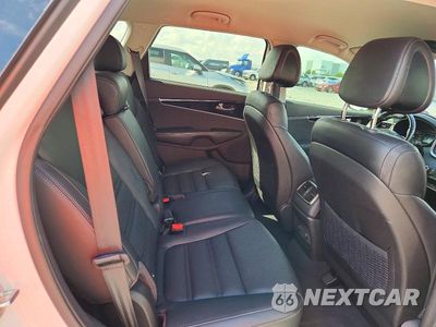 Zdjęcie 11 z 14 samochodu: 2016 KIA SORENTO EX VIN:5XYPH4A15GG014339 - miniatura
