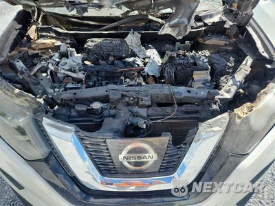 Zdjęcie 11 z 12 samochodu: 2017 NISSAN ROGUE SL VIN:5N1AT2MT5HC759938 - miniatura
