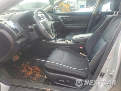 Zdjęcie 7 z 12 samochodu: 2016 NISSAN ALTIMA 2.5 S VIN:1N4AL3AP5GC140813 - miniatura