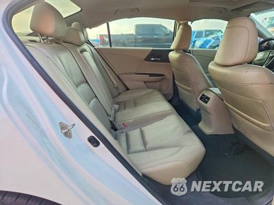 Zdjęcie 10 z 13 samochodu: 2016 HONDA ACCORD TOURING VIN:1HGCR3F96GA011598 - miniatura