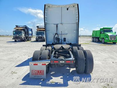 Zdjęcie 6 z 14 samochodu: 2022 PETERBILT 579 SEMI TRUCK VIN:1XPBDP9X8ND789910 - miniatura