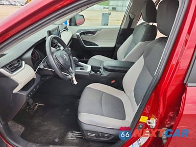 Zdjęcie 7 z 13 samochodu: 2020 TOYOTA RAV4 XLE VIN:2T3P1RFV5LW108830 - miniatura