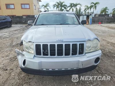 Piąte zdjęcie samochodu w środku: 2005 JEEP GRAND CHEROKEE LAREDO VIN:1J4GS48K35C700939 - miniatura
