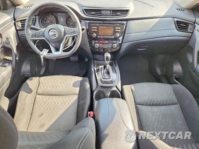 Zdjęcie 8 z 13 samochodu: 2017 NISSAN ROGUE SV VIN:KNMAT2MTXHP521175 - miniatura