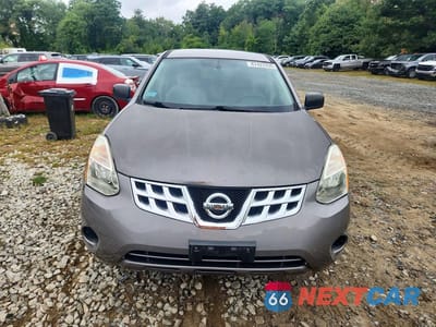 Piąte zdjęcie samochodu w środku: 2011 NISSAN ROGUE S VIN:JN8AS5MV7BW667413 - miniatura