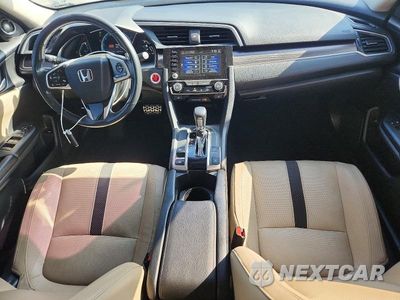 Zdjęcie 8 z 12 samochodu: 2019 HONDA CIVIC TOURING VIN:JHMFC1F93KX004386 - miniatura