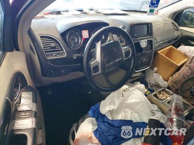 Zdjęcie 8 z 12 samochodu: 2015 CHRYSLER TOWN & COUNTRY TOURING VIN:2C4RC1BG3FR675113 - miniatura