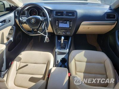 Zdjęcie 8 z 12 samochodu: 2015 VOLKSWAGEN JETTA SE VIN:3VWD17AJ9FM282558 - miniatura