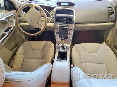 Zdjęcie 8 z 13 samochodu: 2010 VOLVO XC60 3.2 VIN:YV4960DL8A2075946 - miniatura