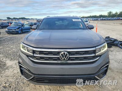 Piąte zdjęcie samochodu w środku: 2021 VOLKSWAGEN ATLAS CROSS SPORT SE VIN:1V2PE2CA2MC216466 - miniatura