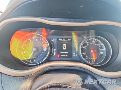 Zdjęcie 9 z 13 samochodu: 2017 JEEP CHEROKEE LATITUDE VIN:1C4PJMCB5HD215930 - miniatura