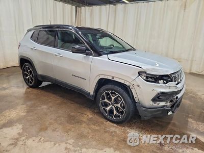 Czwarte zdjęcie samochodu z boku: 2025 JEEP COMPASS LIMITED VIN:3C4NJDCN6ST625011 - miniatura