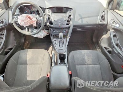 Zdjęcie 8 z 12 samochodu: 2017 FORD FOCUS SE VIN:1FADP3F20HL339414 - miniatura