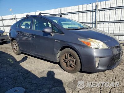 Czwarte zdjęcie samochodu z boku: 2015 TOYOTA PRIUS FOUR VIN:JTDKN3DU7F0465148 - miniatura