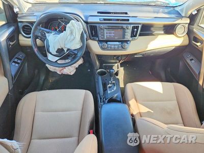 Zdjęcie 8 z 13 samochodu: 2015 TOYOTA RAV4 XLE VIN:JTMRFREV7FD114318 - miniatura