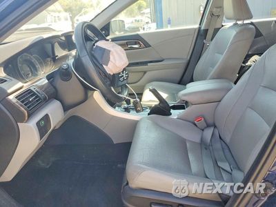 Zdjęcie 7 z 13 samochodu: 2017 HONDA ACCORD EXL VIN:1HGCR2F88HA093983 - miniatura