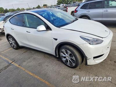 Czwarte zdjęcie samochodu z boku: 2024 TESLA MODEL Y VIN:7SAYGDED2RF035707 - miniatura
