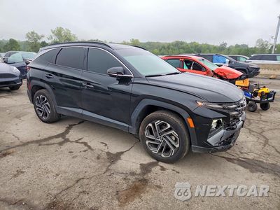 Czwarte zdjęcie samochodu z boku: 2025 HYUNDAI TUCSON LIMITED VIN:5NMJECDE3SH554116 - miniatura