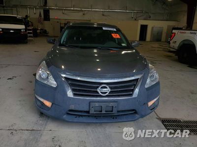 Piąte zdjęcie samochodu w środku: 2015 NISSAN ALTIMA 2.5 S VIN:1N4AL3AP9FN380479 - miniatura