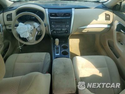 Zdjęcie 8 z 12 samochodu: 2013 NISSAN ALTIMA 2.5 VIN:1N4AL3AP2DC223367 - miniatura