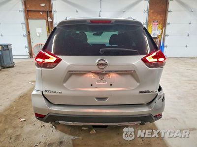 Zdjęcie 6 z 13 samochodu: 2019 NISSAN ROGUE S VIN:5N1AT2MV8KC785829 - miniatura