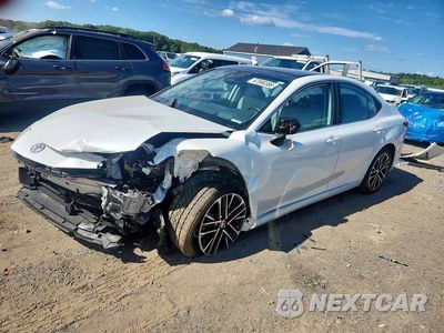 2025 TOYOTA CAMRY XLE 4T1DBADK5SU504189 - główne zdjęcie licytacji z USA - miniatura