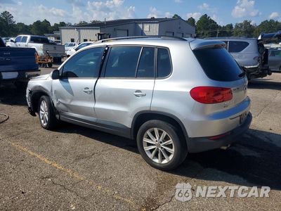 Drugie zdjęcie samochodu z przodu: 2017 VOLKSWAGEN TIGUAN S VIN:WVGBV7AX0HK054649 - miniatura
