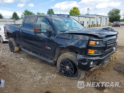 Czwarte zdjęcie samochodu z boku: 2019 CHEVROLET SILVERADO K2500 HEAVY DUTY LTZ VIN:1GC1KTEY1KF225123 - miniatura