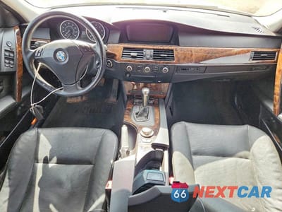 Zdjęcie 8 z 12 samochodu: 2007 BMW 530 XI VIN:WBANF735X7CU24148 - miniatura