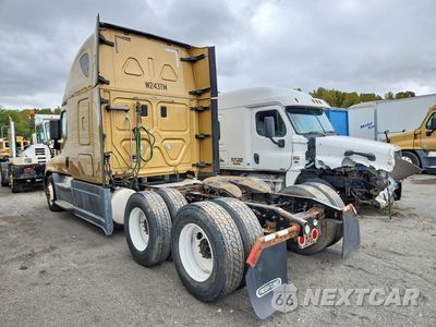 Drugie zdjęcie samochodu z przodu: 2016 FREIGHTLINER CASCADIA 125 SEMI TRUCK VIN:3AKJGLD52GSGU5362 - miniatura