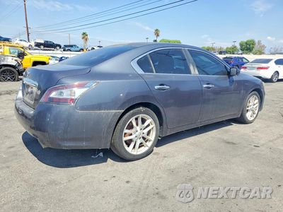 Trzecie zdjęcie samochodu z tyłu: 2013 NISSAN MAXIMA 3.5 S VIN:1N4AA5AP2DC826837 - miniatura